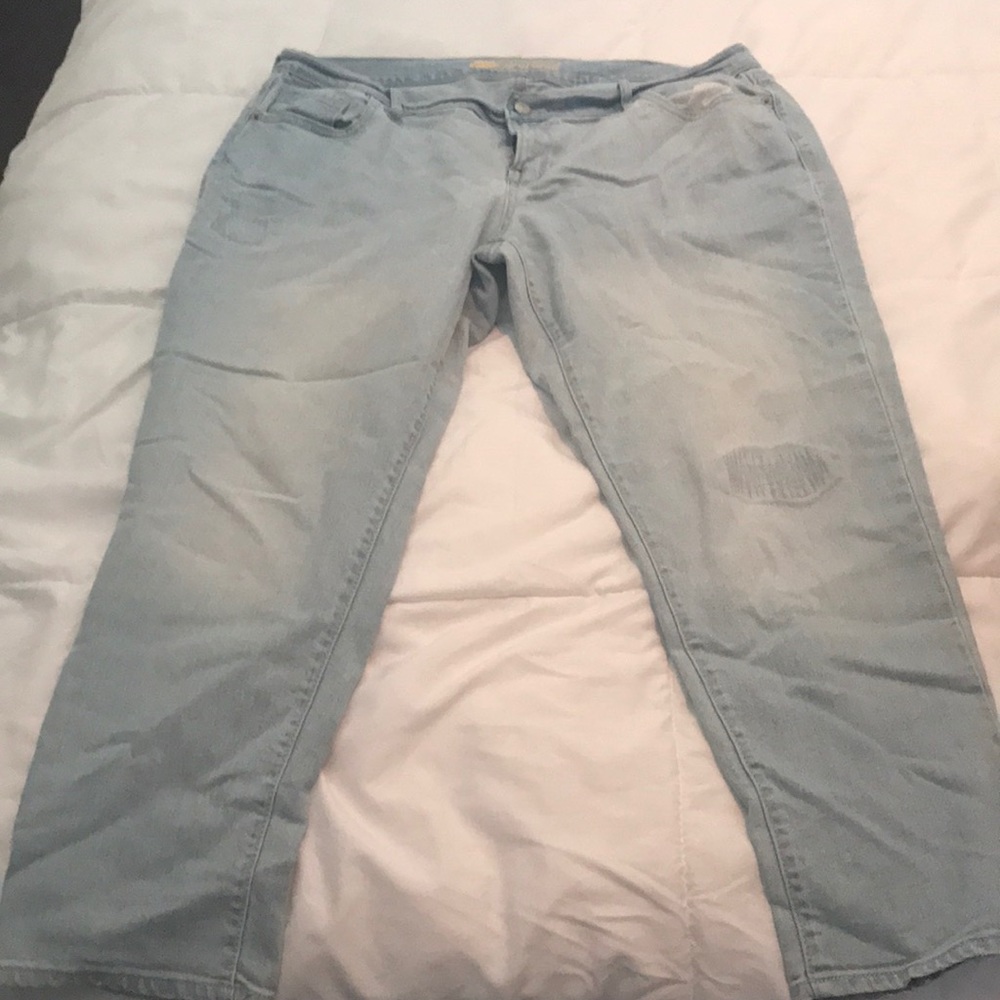 Old navy boyfriend jeans - 14 regular light blue